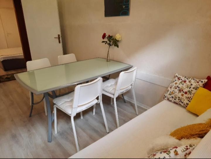 Apartment Youth Vita Ζάγκρεμπ Εξωτερικό φωτογραφία